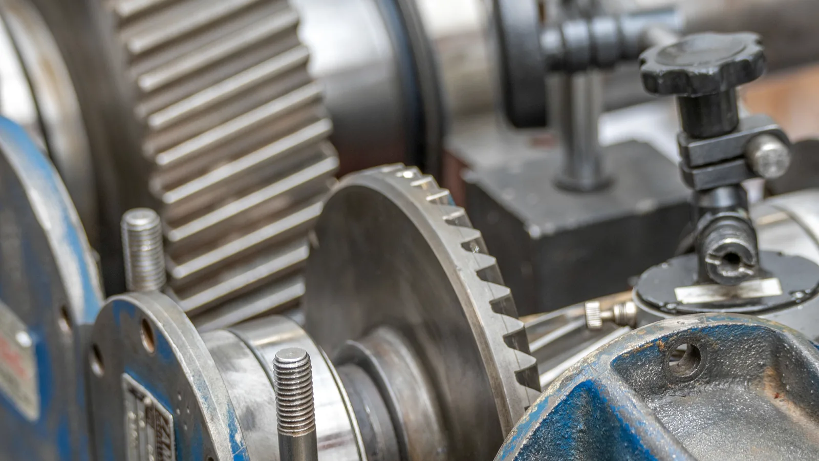 Transmission gears for drivetrain component sourcing