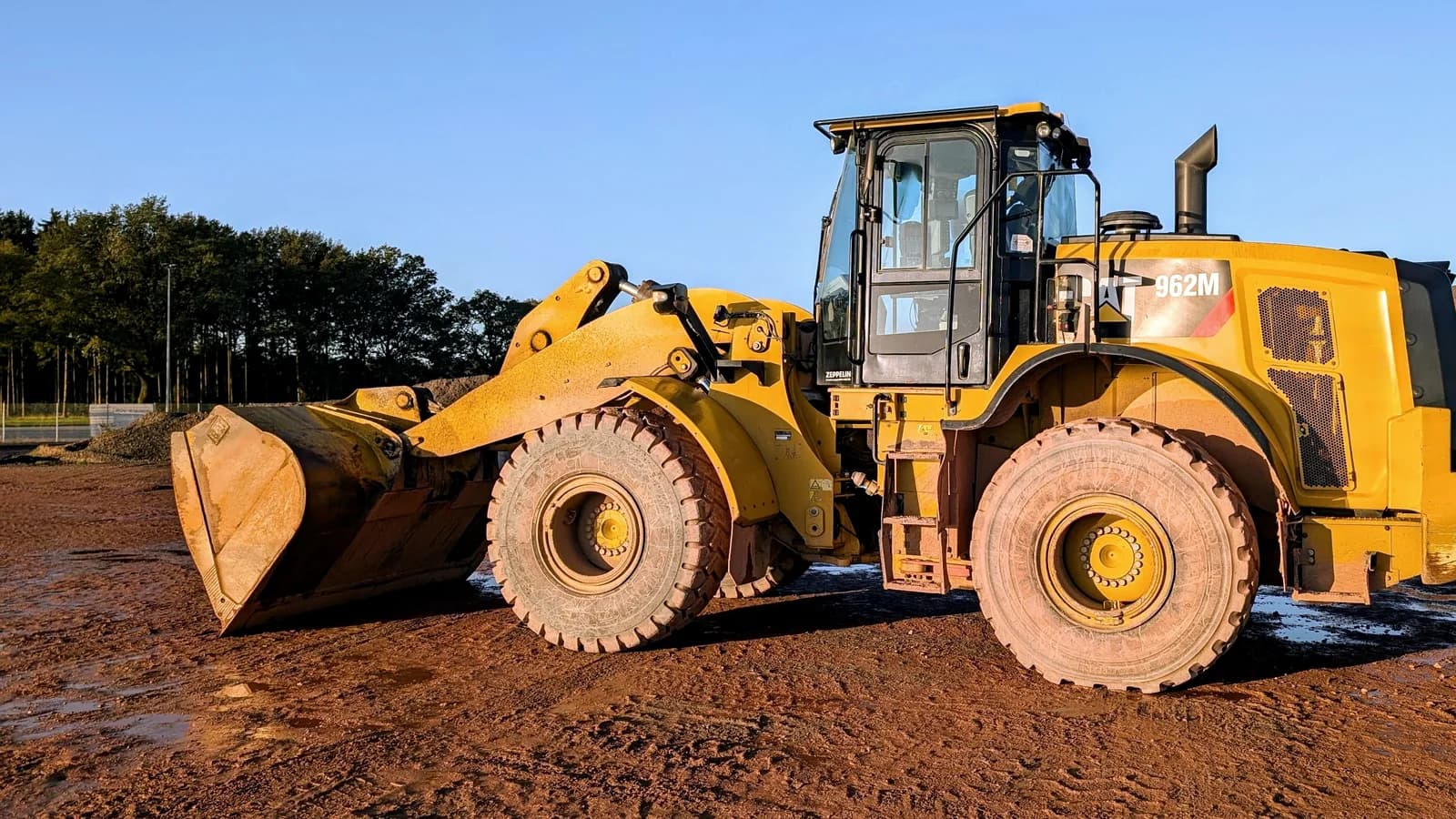 Wheel loader side view for machine type sourcing context